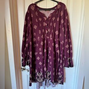 Elegant Burgundy Midi Dress